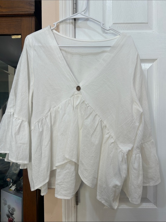 SHEIN Tops - SHEIN White Ruffle V-Neck Button-Front Blouse